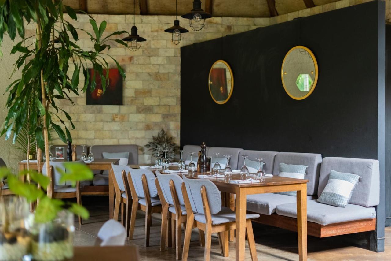 Le Petit Village Boutique Hotel & Spa Kampala Luaran gambar