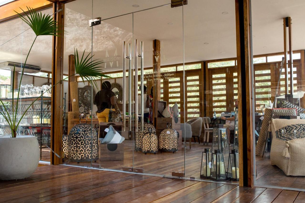 Le Petit Village Boutique Hotel & Spa Kampala Luaran gambar